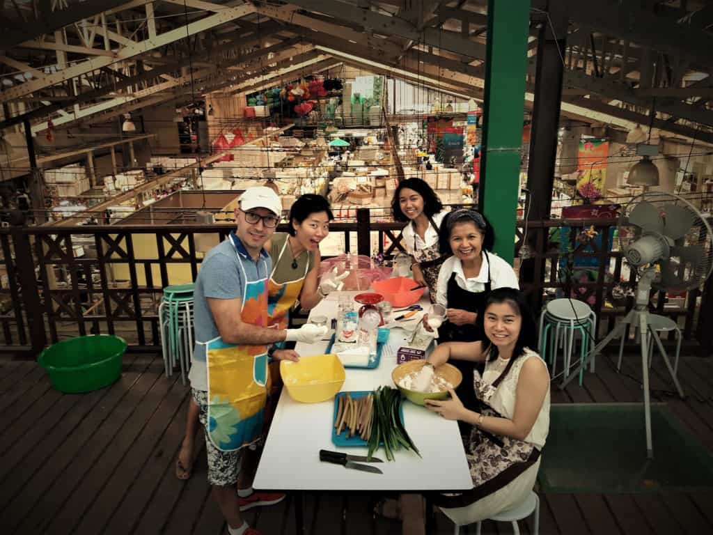 Cook & Eat - 1 hour Thai Cooking Class | The Market Experience